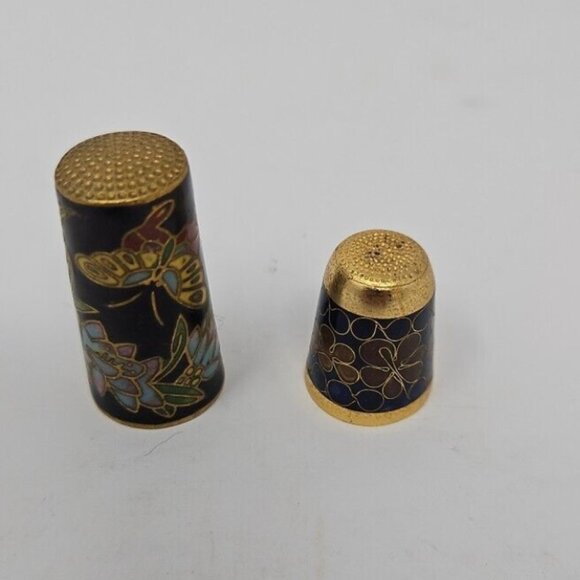 2 Antique Chinese Cloisonne Enamel Sewing Thimbles Brass Flowers Butterfly - Picture 2 of 4